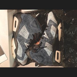 Rare Jordan Retro 6’s. Washed Denim/ Sailor Black.